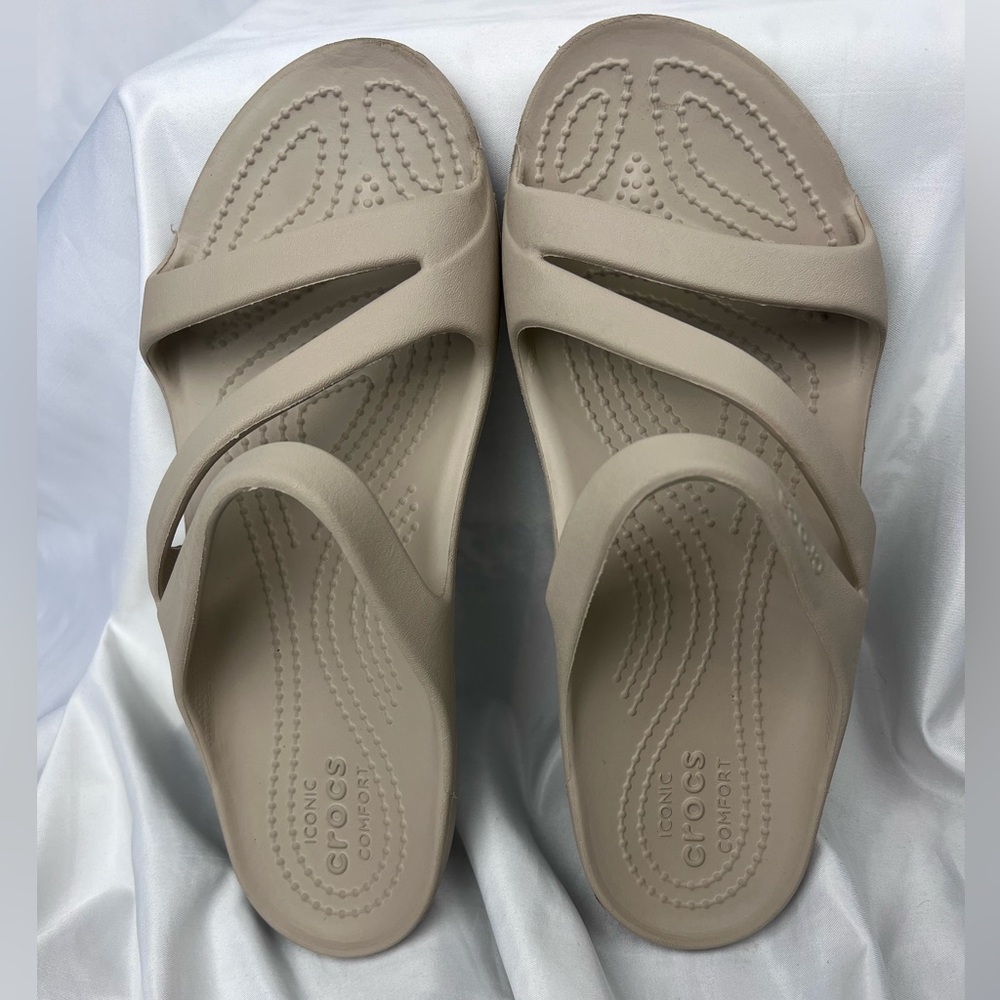 CROCS Kadee Cobblestone Taupe Slide Sandals - Picture 4 of 11